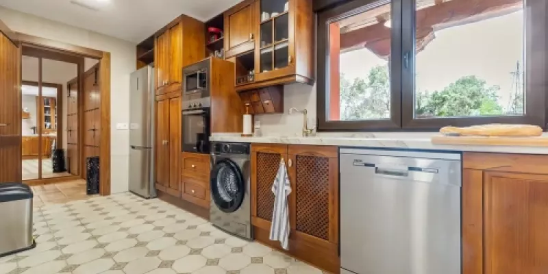 Casa Rural en Torrecaballeros con sala de estar amplia