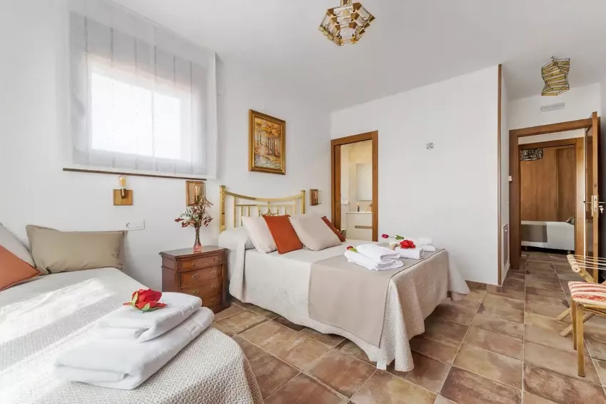 Alojamiento para invitados en Torrecaballeros